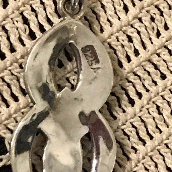 New Carole M. Studio Marcasite pierced earrings - Picture 5 of 6